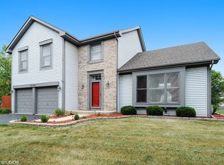 1242 Chanticleer Ave, Bolingbrook, IL 60490