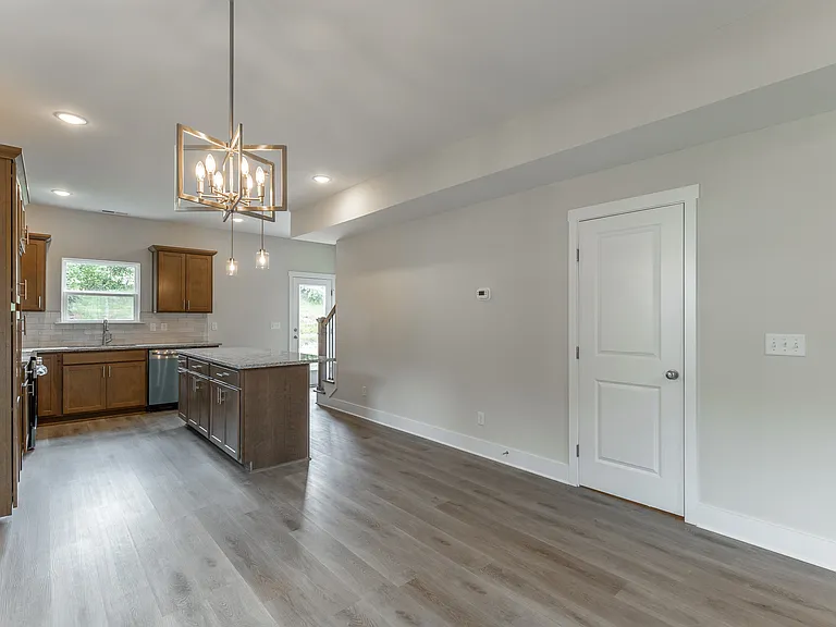 4688 Heiskell Dr — Photo 18