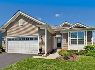 3101 Rockwell Cir, Mundelein, IL 60060