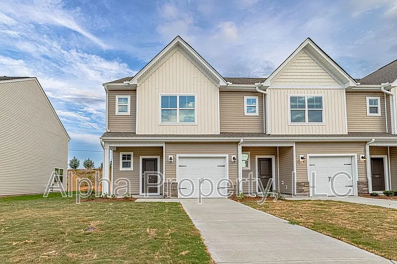 25 Apricot Ln