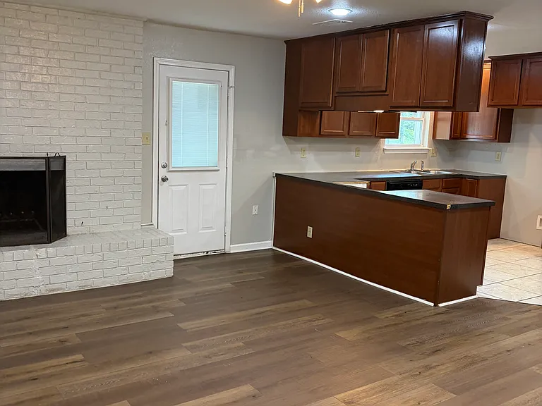 5 Raleigh Ln — Photo 9
