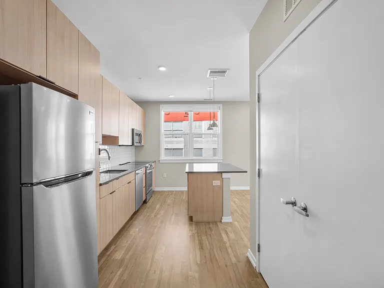 The Keystone Apartments — Photo 109