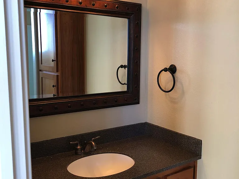 2216 Leinberger Ln — Photo 14