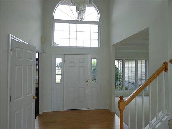 2nd image of 7256 Wood Creek Ln