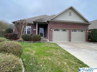 3104 Daybrooke Cir SE, Owens Cross Roads, AL 35763