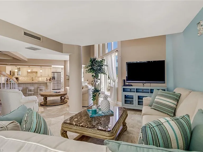 4041 Gulf Shore Blvd N #308 — Photo 4