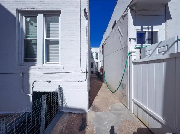 6915 14th Avenue image 19 of 30