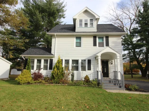 950 Brown Rd, Rochester, NY 14622