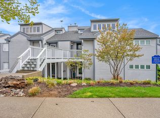 342 Mariners Cove Ct #D, Douglas, MI 49406