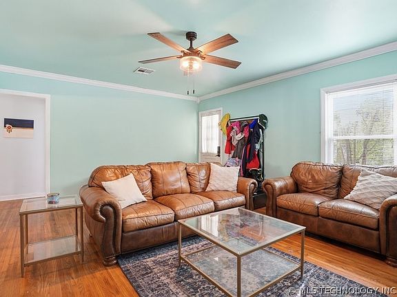 4th image of 1763 S Xanthus Ave