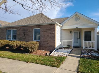 749 Meadowbrook Dr, Lowell, IN 46356