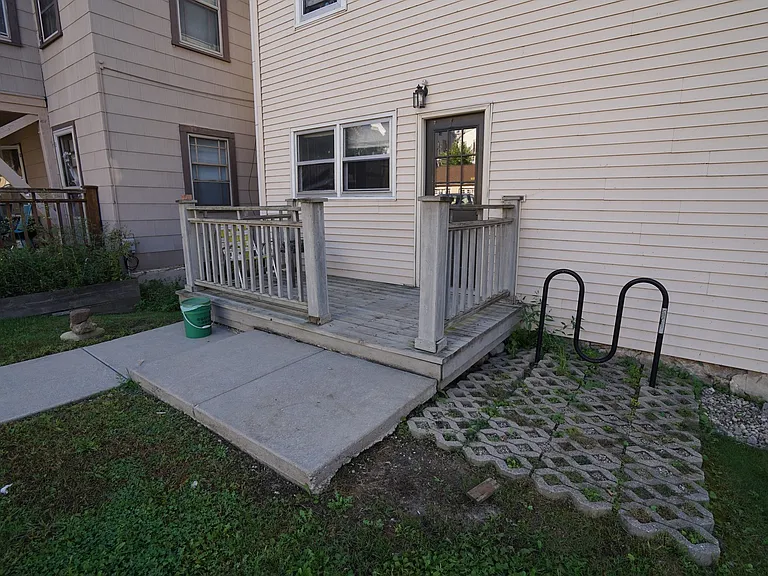 316 W Wilson St — Photo 20