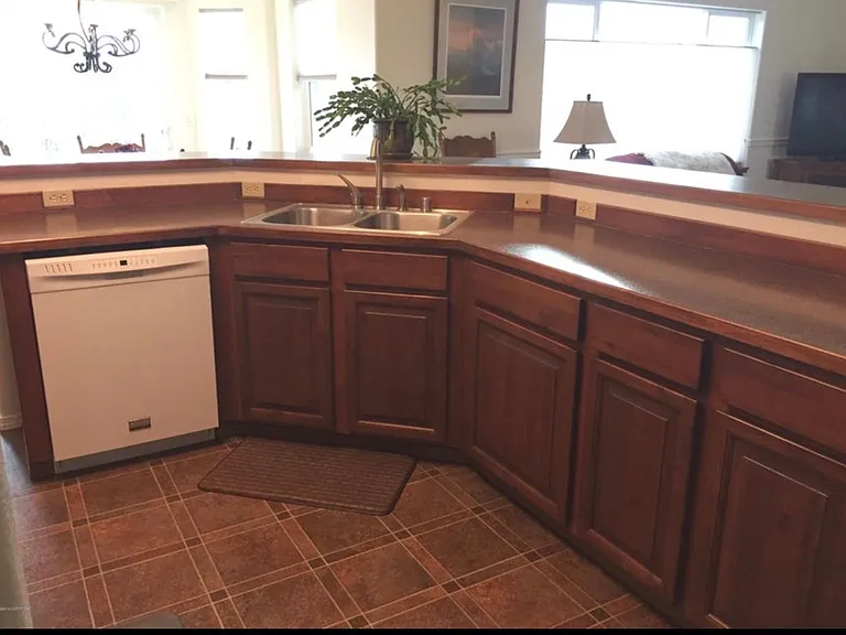 2887 N Terrell Dr — Photo 4