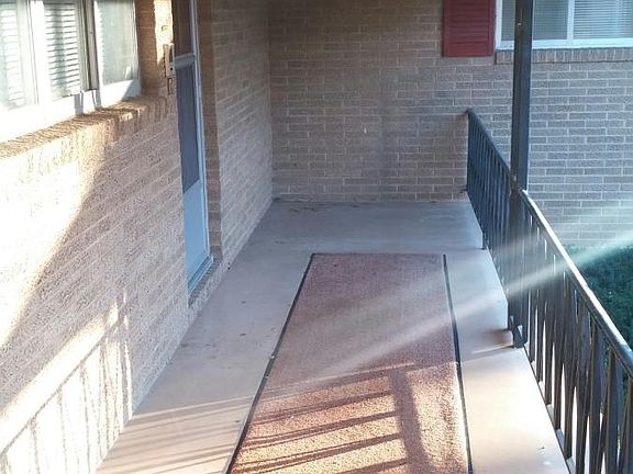 Front entry to apartment