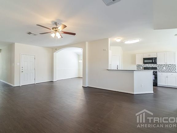 4th image of 8126 Cove Timbers Ln