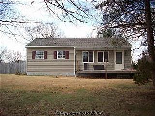 1st image of 200 Lincoln Dr