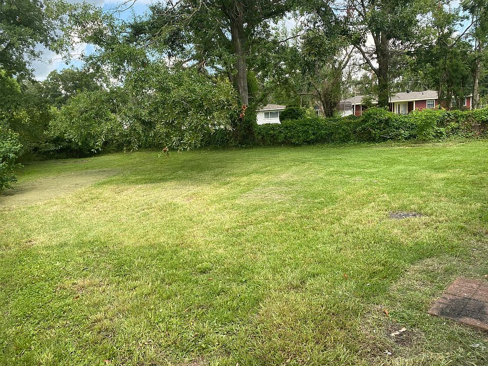 2nd image of 3725 Ohio St