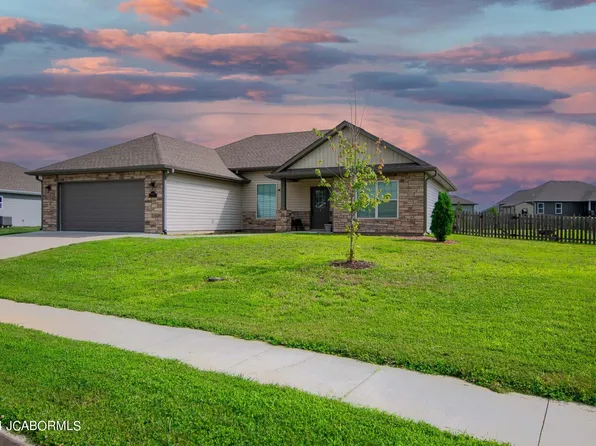 4885 Republic Dr, Ashland, MO 65010