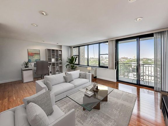 5th image of 3430 N Lake Shore Dr APT 10M
