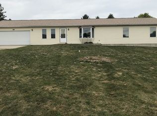1042 W Waits Rd, Kendallville, IN 46755