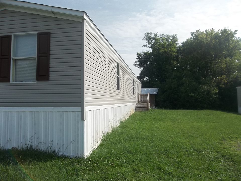 1st image of 536 Azalea Dr