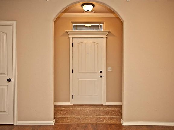 5th image of 3575 N Clearwood Dr
