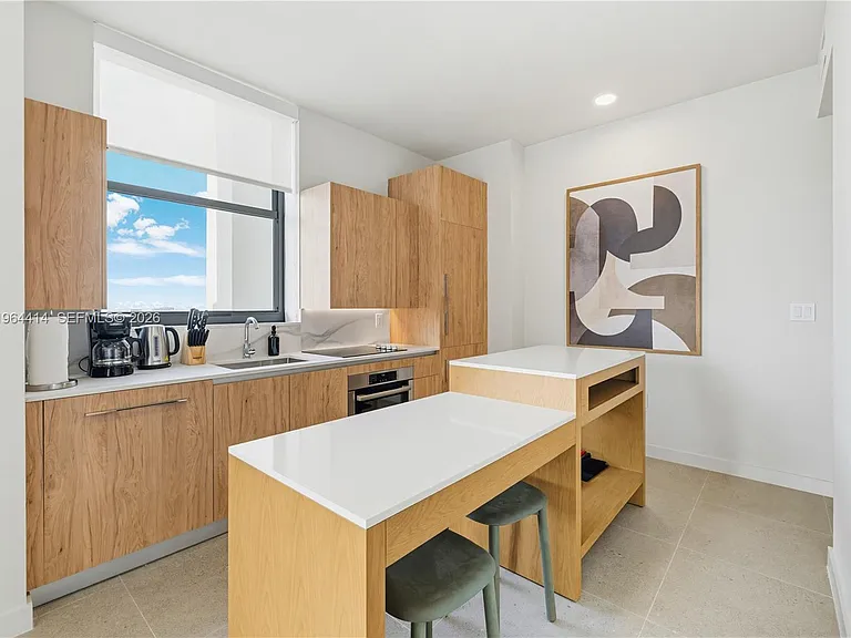 11 NE 6th St #2901 — Photo 11