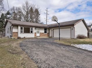 205 Eden Rd, Battle Creek, MI