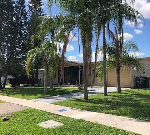 2nd image of 8357 Aero Ave