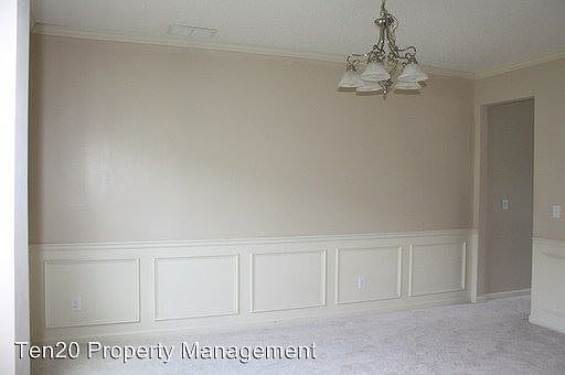 4th image of 11 White Pine Way