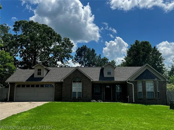 1711 Chinaberry Dr, Greenwood, AR 72936