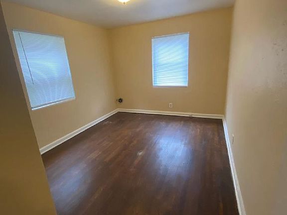 5th image of 51 Marie Ave #1