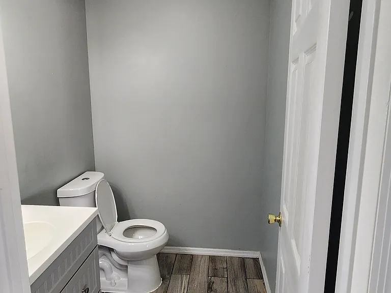 225 Bexley Ln — Photo 24