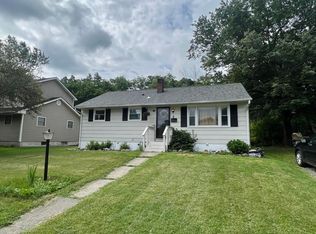 1749 Rosebriar Ln, Stroudsburg, PA 18360