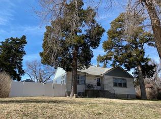 723 Kansas St, Larned, KS 67550