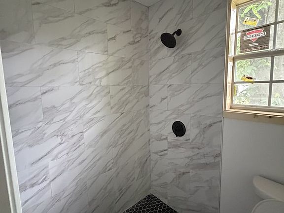 3rd image of 2577 Selman Ave