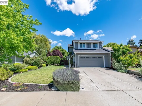 308 Mulqueeney St, Livermore, CA 94550