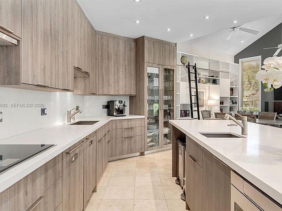 5th image of 12801 Old Cutler Rd