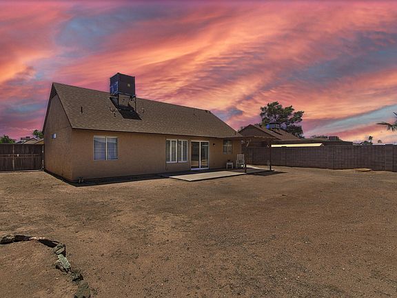 2nd image of 1106 E Tonto Ln