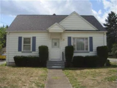 1601 Medford Ave photo 1