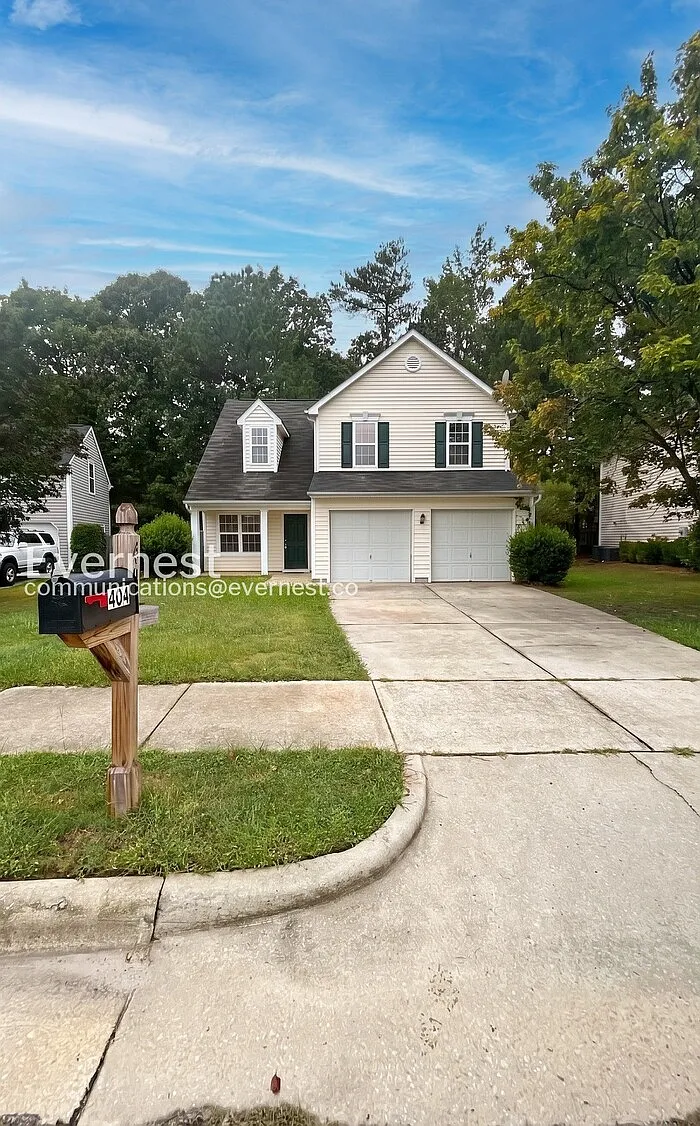 4 bed, 2.5 bath, 1786 sqft, $2,245 — Photo 1