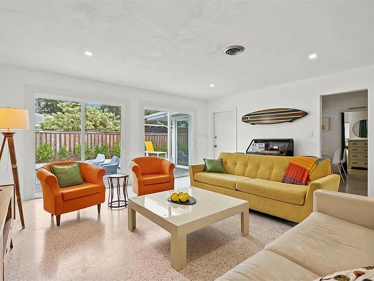2473 Davis Blvd — Photo 10