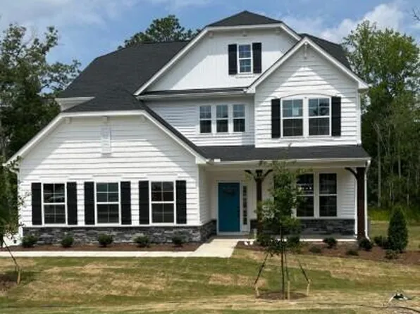 390 Glade Drive, Aberdeen, NC 28315