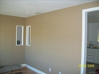 4th image of 32267 Avenue D