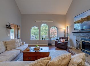 71 Arrowhead Beach Rd, Lake Ozark, MO 65049