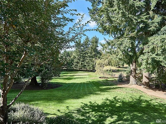 4th image of 15410 91st Avenue Ct E