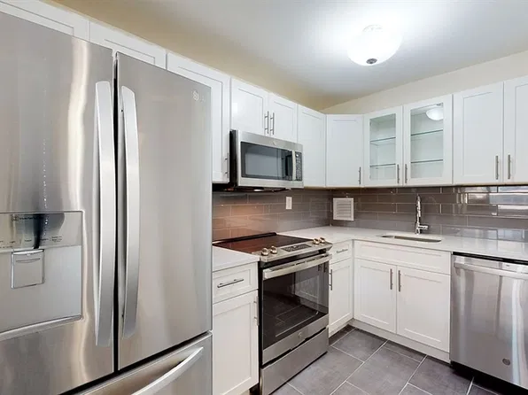166-31 9th Ave #2C, Queens, NY 11357