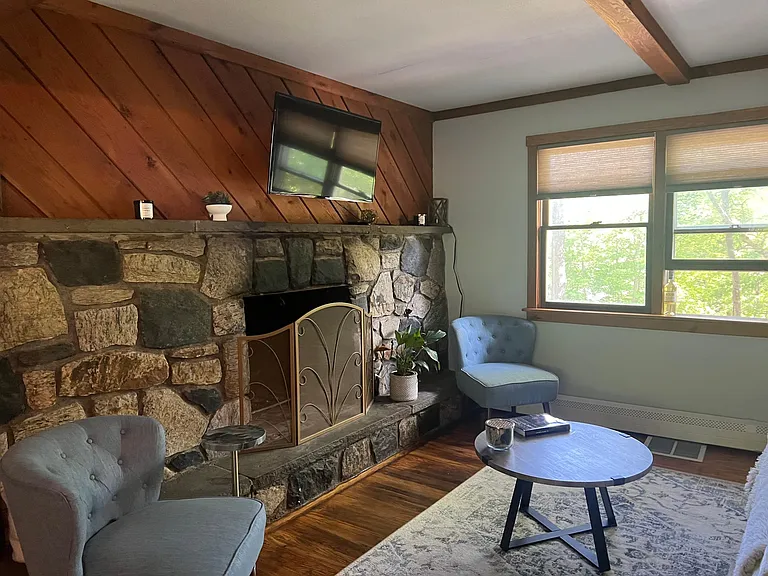 Hawleys Corners Rd — Photo 10
