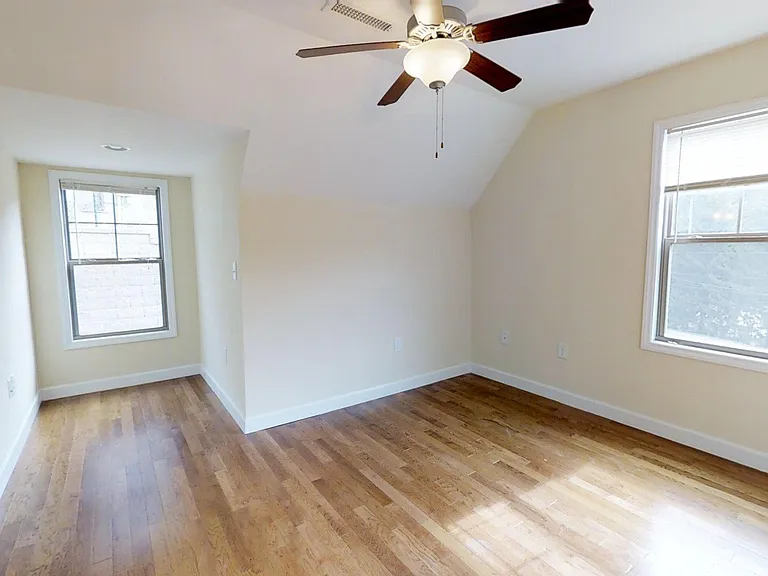 Forrest Edge Townhomes! - 4bd/4ba: Centrally Located! Upscale Student Living! — Photo 38