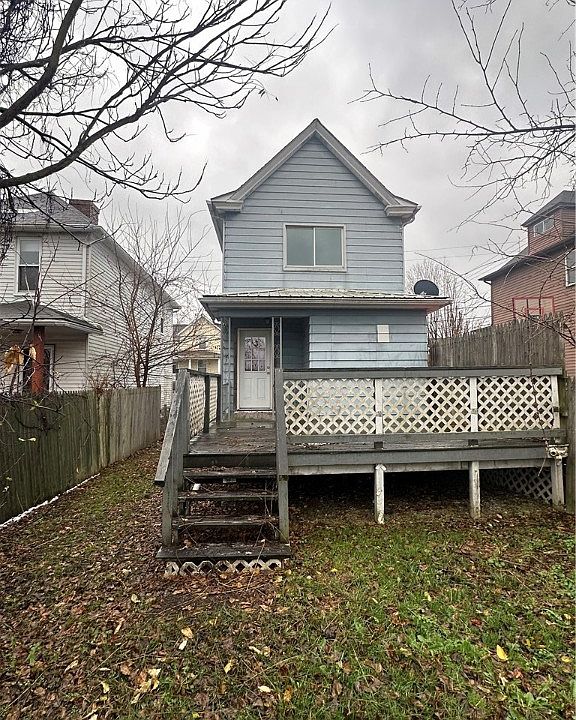 2nd image of 125 Elm Ave